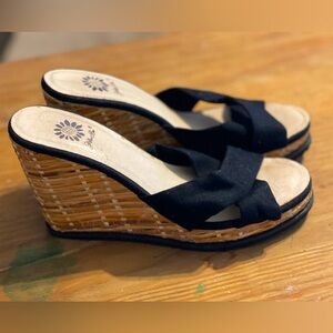 Women’s black slip on sandal espadrilles size 7.5/8